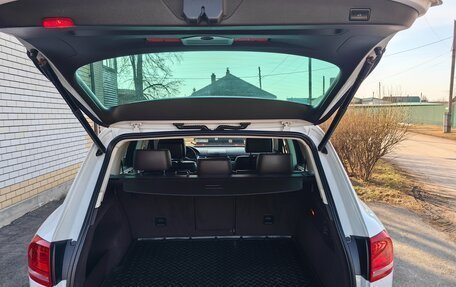 Volkswagen Touareg III, 2015 год, 2 850 000 рублей, 21 фотография