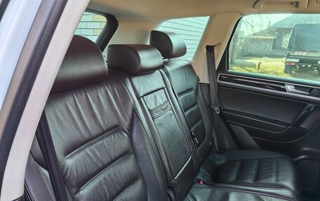 Volkswagen Touareg III, 2015 год, 2 850 000 рублей, 28 фотография