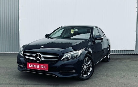 Mercedes-Benz C-Класс, 2015 год, 1 980 000 рублей, 1 фотография