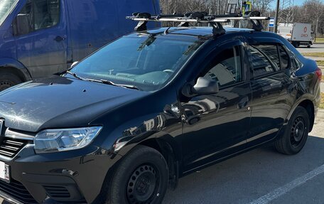 Renault Logan II, 2021 год, 880 000 рублей, 1 фотография