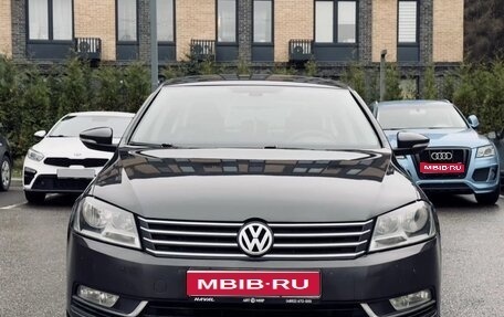 Volkswagen Passat B7, 2011 год, 1 000 000 рублей, 1 фотография