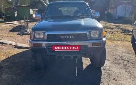 Toyota Hilux Surf III рестайлинг, 1990 год, 650 000 рублей, 6 фотография