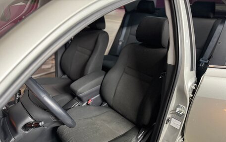 Toyota Avensis III рестайлинг, 2007 год, 985 000 рублей, 24 фотография