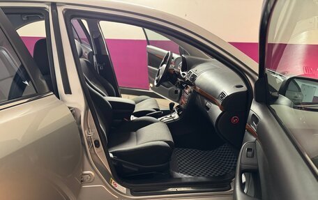 Toyota Avensis III рестайлинг, 2007 год, 985 000 рублей, 30 фотография