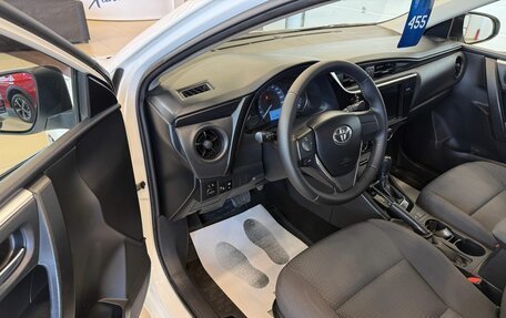 Toyota Corolla, 2016 год, 1 699 000 рублей, 10 фотография