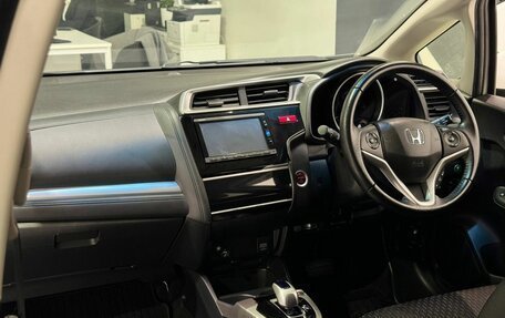 Honda Fit III, 2016 год, 1 370 900 рублей, 22 фотография