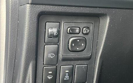 Toyota Land Cruiser Prado 150 рестайлинг 2, 2010 год, 2 420 000 рублей, 12 фотография