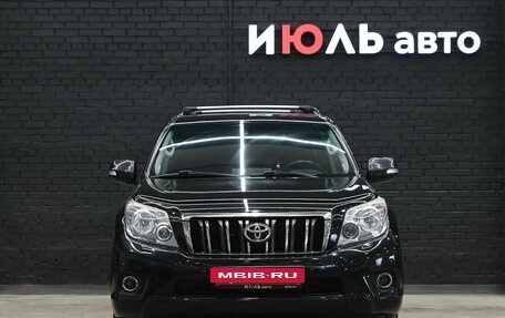 Toyota Land Cruiser Prado 150 рестайлинг 2, 2010 год, 3 120 000 рублей, 2 фотография