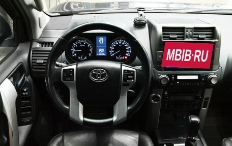 Toyota Land Cruiser Prado 150 рестайлинг 2, 2010 год, 3 120 000 рублей, 12 фотография