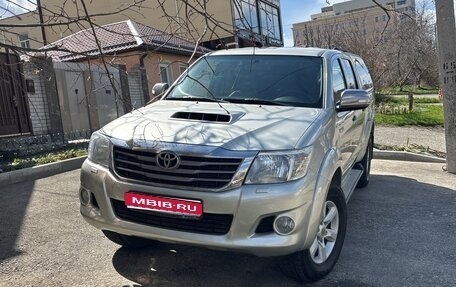 Toyota Hilux VII, 2012 год, 2 650 000 рублей, 1 фотография