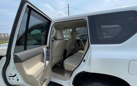 Toyota Land Cruiser Prado 150 рестайлинг 2, 2019 год, 4 800 000 рублей, 1 фотография