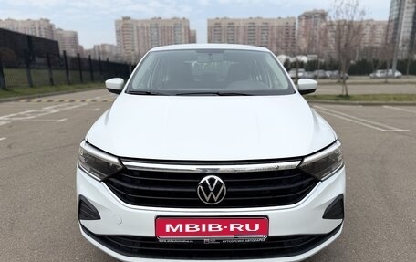 Volkswagen Polo VI (EU Market), 2020 год, 1 380 000 рублей, 1 фотография