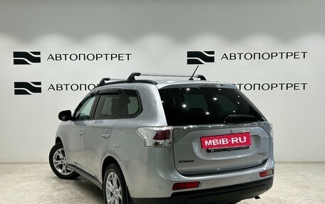 Mitsubishi Outlander III рестайлинг 3, 2013 год, 1 349 000 рублей, 3 фотография