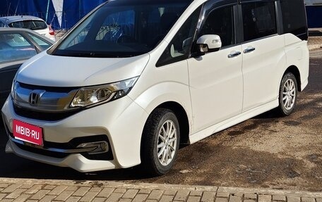 Honda Stepwgn IV, 2015 год, 1 975 000 рублей, 1 фотография