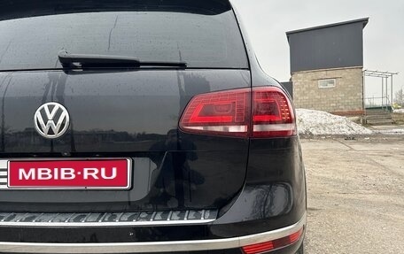 Volkswagen Touareg III, 2017 год, 3 500 000 рублей, 1 фотография