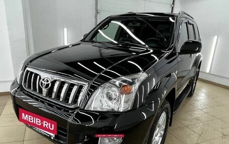 Toyota Land Cruiser Prado 120 рестайлинг, 2008 год, 2 020 000 рублей, 2 фотография