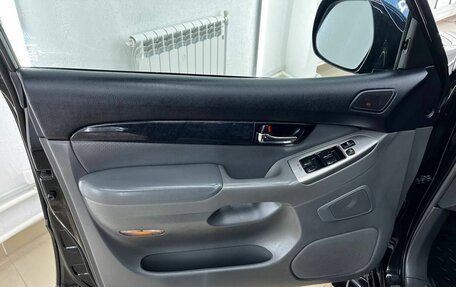 Toyota Land Cruiser Prado 120 рестайлинг, 2008 год, 2 020 000 рублей, 16 фотография