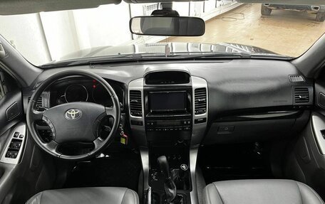 Toyota Land Cruiser Prado 120 рестайлинг, 2008 год, 2 020 000 рублей, 11 фотография