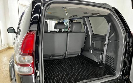 Toyota Land Cruiser Prado 120 рестайлинг, 2008 год, 2 020 000 рублей, 19 фотография