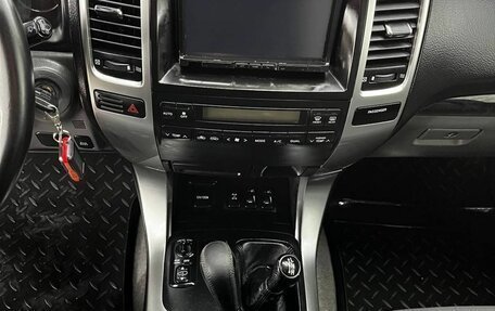 Toyota Land Cruiser Prado 120 рестайлинг, 2008 год, 2 020 000 рублей, 22 фотография