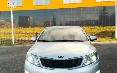 KIA Rio III рестайлинг, 2014 год, 820 000 рублей, 2 фотография