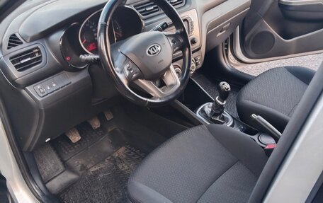 KIA Rio III рестайлинг, 2014 год, 820 000 рублей, 9 фотография