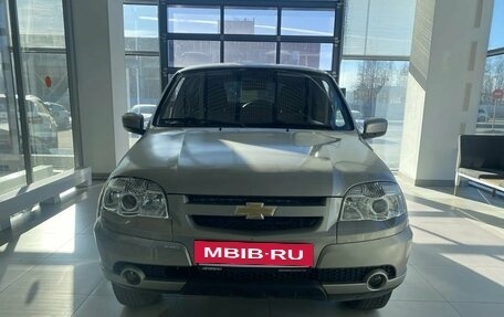 Chevrolet Niva I рестайлинг, 2017 год, 683 000 рублей, 2 фотография