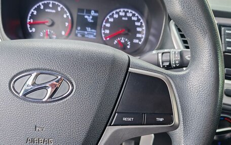 Hyundai Solaris II рестайлинг, 2019 год, 1 154 000 рублей, 14 фотография