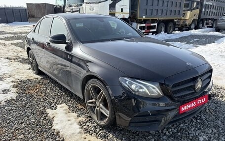 Mercedes-Benz E-Класс, 2019 год, 3 445 000 рублей, 2 фотография