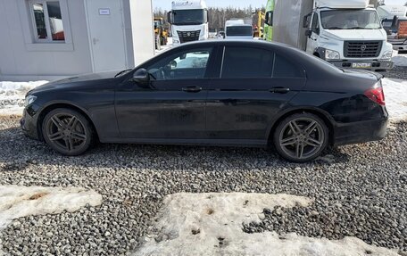 Mercedes-Benz E-Класс, 2019 год, 3 445 000 рублей, 5 фотография