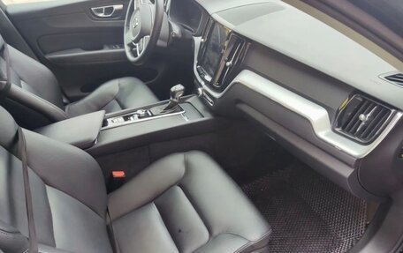 Volvo XC60 II, 2018 год, 2 450 000 рублей, 4 фотография