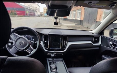 Volvo XC60 II, 2018 год, 2 450 000 рублей, 5 фотография