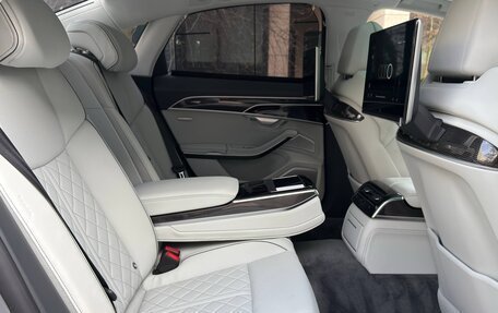 Audi S8, 2025 год, 25 000 000 рублей, 34 фотография