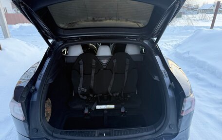 Tesla Model S I, 2015 год, 2 200 000 рублей, 9 фотография