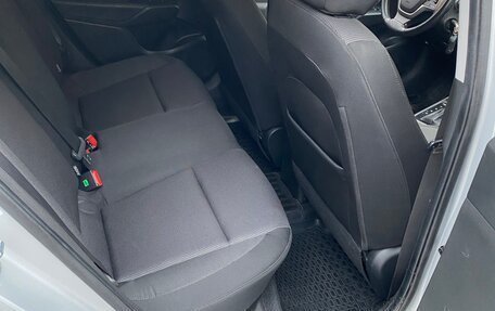 Hyundai Solaris II рестайлинг, 2017 год, 1 290 000 рублей, 10 фотография