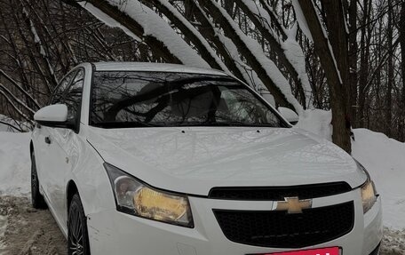 Chevrolet Cruze II, 2011 год, 600 000 рублей, 2 фотография