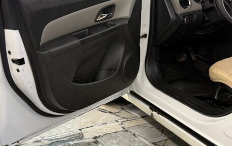 Chevrolet Cruze II, 2011 год, 600 000 рублей, 9 фотография