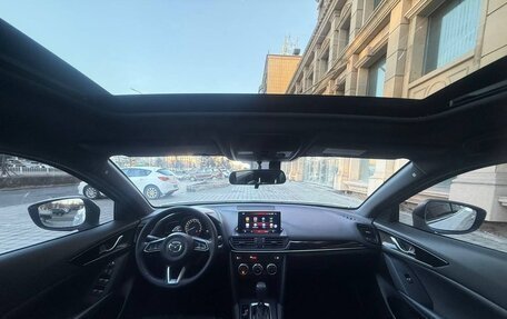 Mazda CX-4, 2023 год, 2 390 000 рублей, 8 фотография