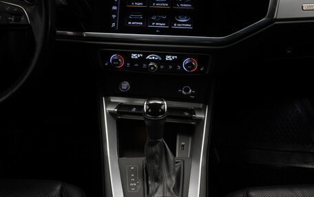 Audi Q3, 2019 год, 2 650 000 рублей, 20 фотография