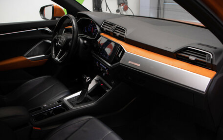 Audi Q3, 2019 год, 2 650 000 рублей, 27 фотография