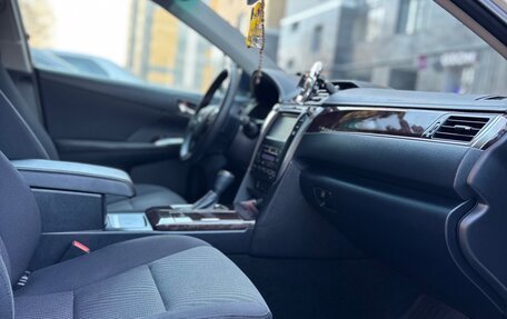 Toyota Camry, 2017 год, 2 290 000 рублей, 12 фотография