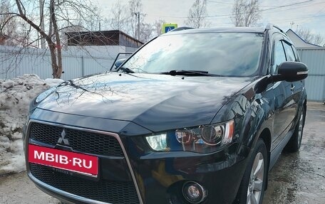 Mitsubishi Outlander III рестайлинг 3, 2010 год, 1 260 000 рублей, 3 фотография