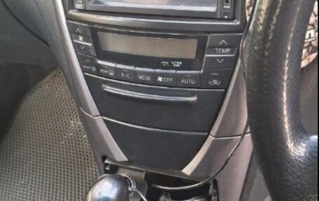 Toyota Caldina, 2003 год, 13 фотография