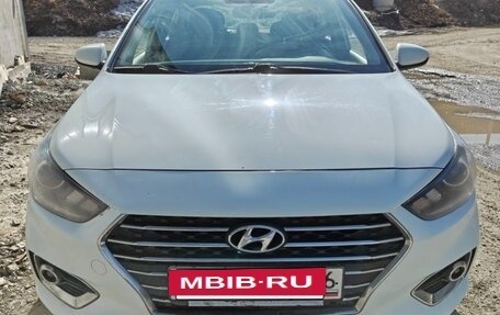 Hyundai Solaris II рестайлинг, 2017 год, 1 400 000 рублей, 9 фотография