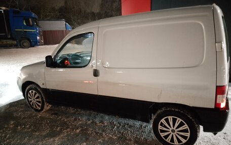 Peugeot Partner II рестайлинг 2, 2011 год, 265 000 рублей, 4 фотография