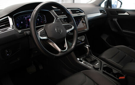 Volkswagen Tiguan II, 2021 год, 3 450 000 рублей, 7 фотография