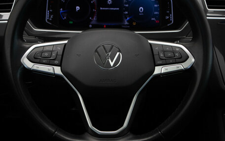 Volkswagen Tiguan II, 2021 год, 3 450 000 рублей, 10 фотография