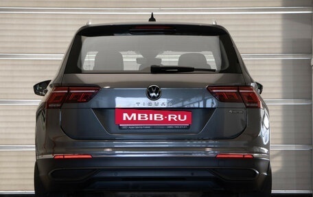 Volkswagen Tiguan II, 2021 год, 3 450 000 рублей, 5 фотография