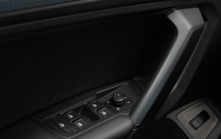 Volkswagen Tiguan II, 2021 год, 3 450 000 рублей, 15 фотография