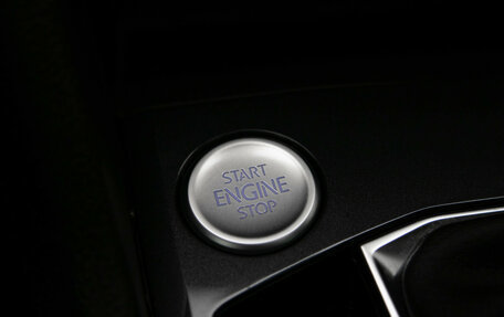 Volkswagen Tiguan II, 2021 год, 3 450 000 рублей, 19 фотография